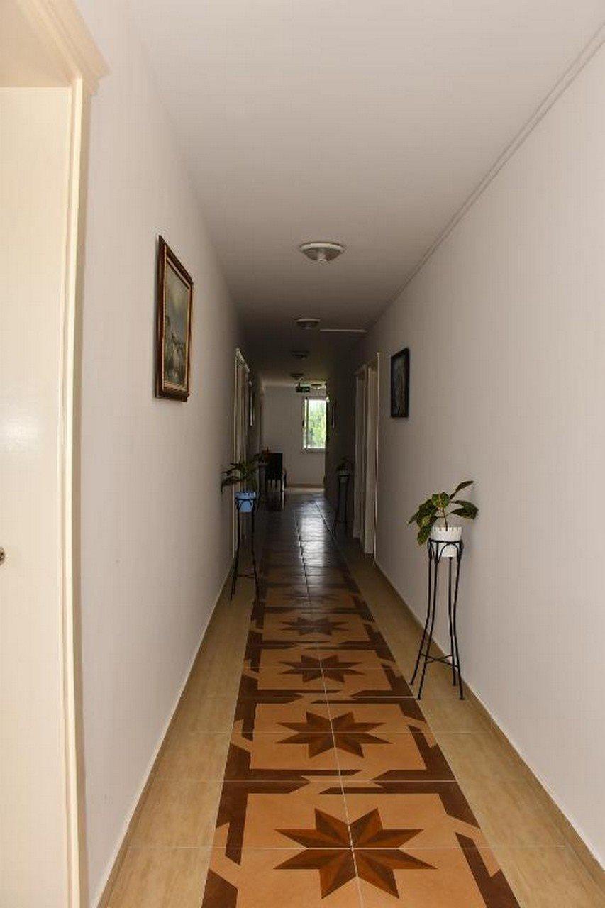 Nora Suit Hotel Side Bagian luar foto