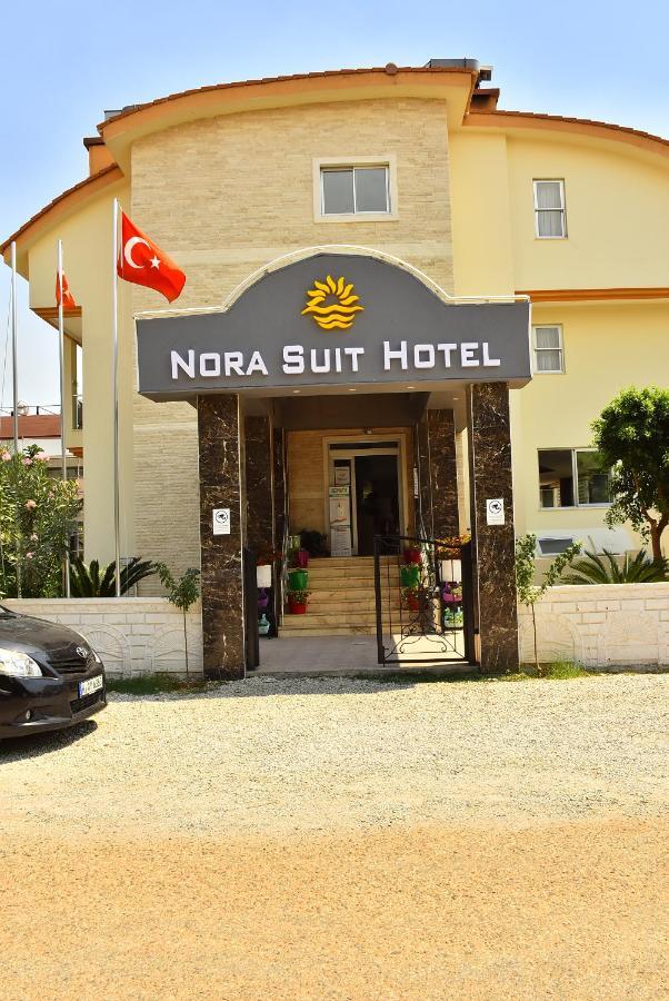 Nora Suit Hotel Side Bagian luar foto