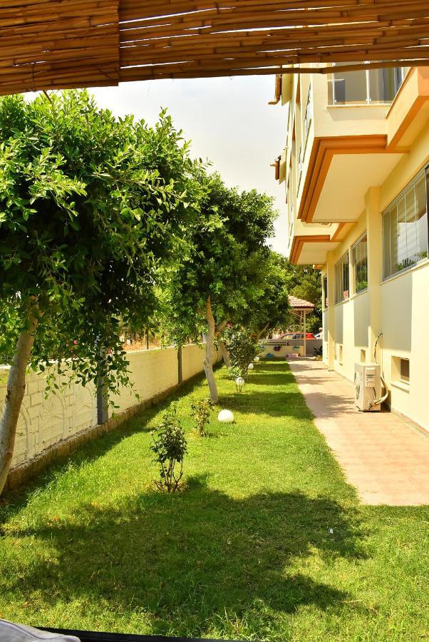 Nora Suit Hotel Side Bagian luar foto