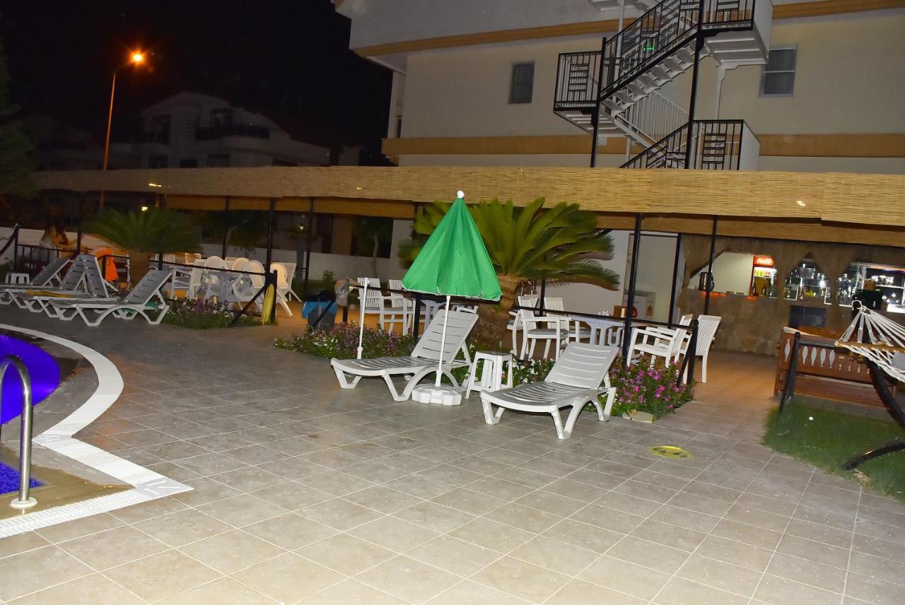 Nora Suit Hotel Side Bagian luar foto