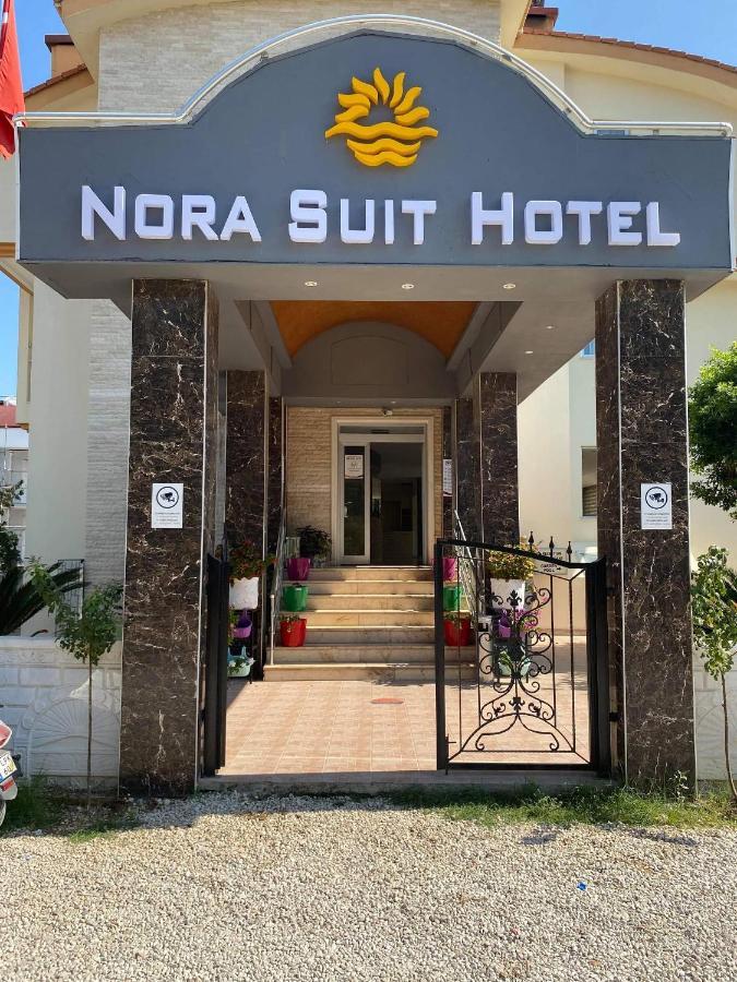 Nora Suit Hotel Side Bagian luar foto